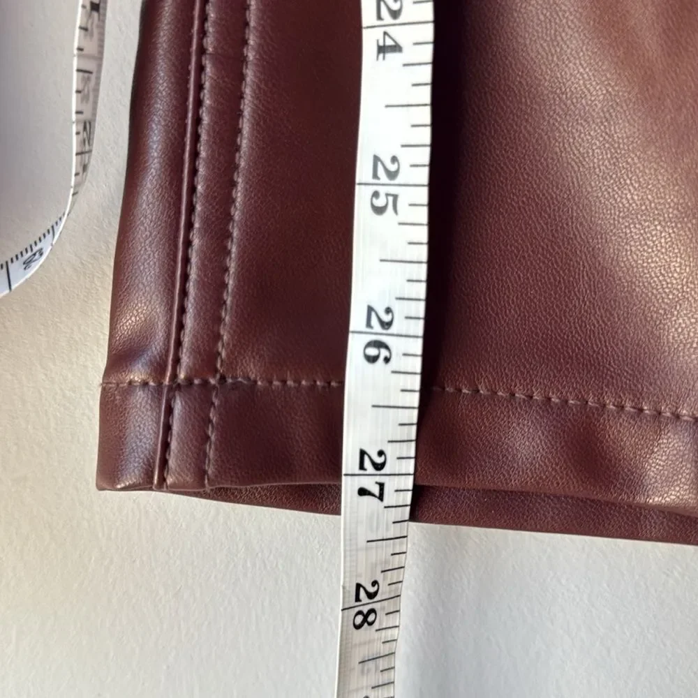 Abercrombie & Fitch Vegan Leather Curve Love 90s High Rise Pants - Picture 10 of 11